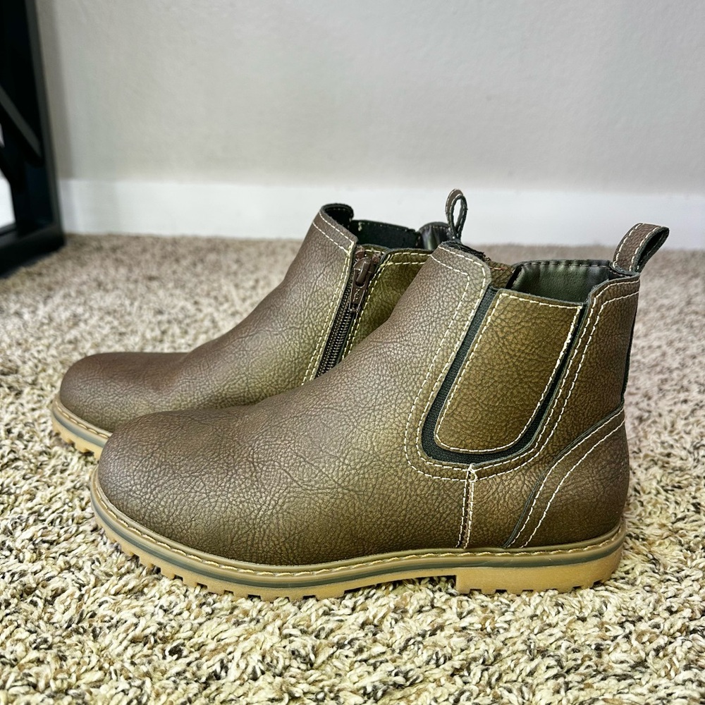 Eddie Bauer KASE Women’s Size 6M Slip On Boots‎ Ankle Brown Leather